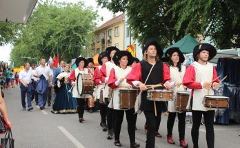 galantské trhy sa začali vodičov čakjú dopravné obmedzenia