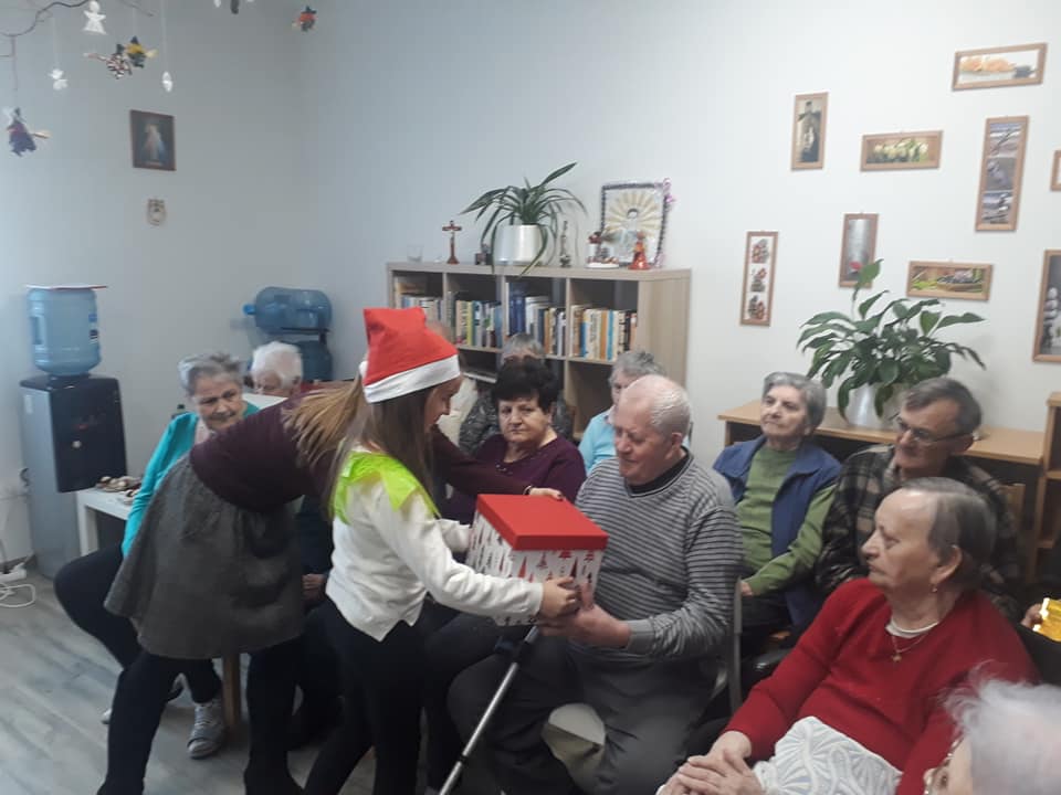 koľko lásky sa zmestí do krabice od topánok