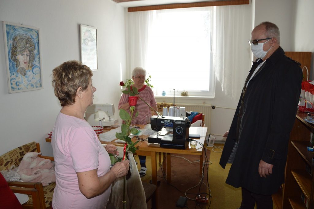 šikovné ruky našich senioriek
