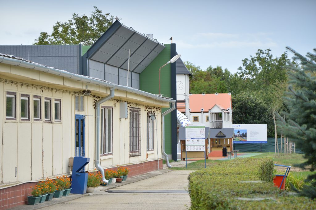 protiihlukova-stena-šaľa