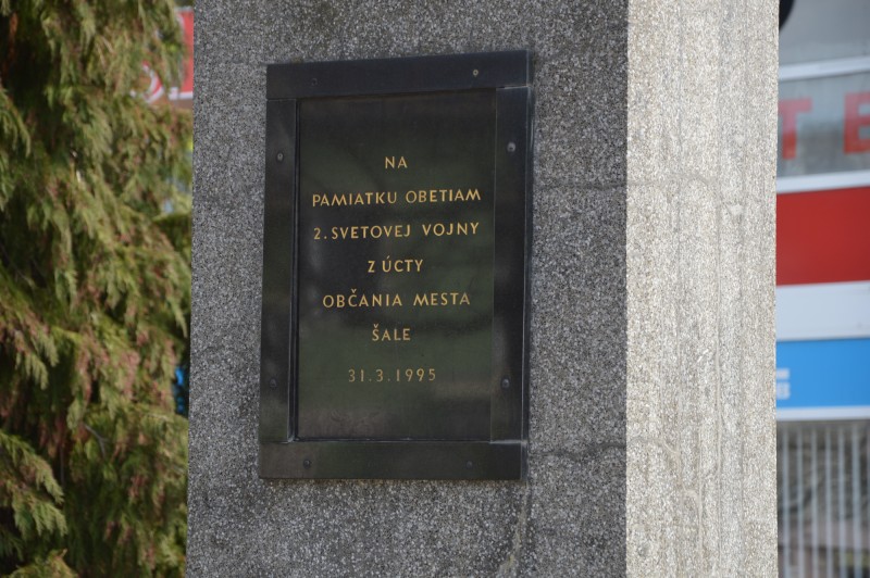 pamätník obetiam vojny šaľa