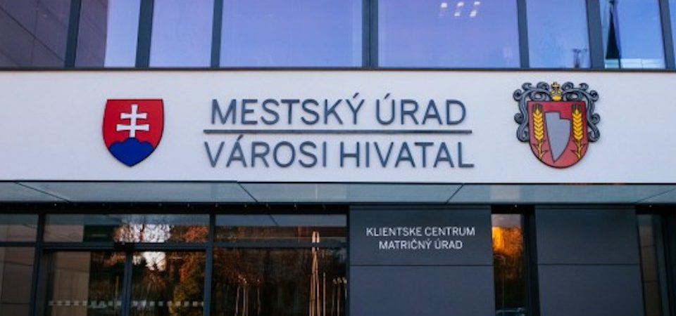 interpelácie šaľa