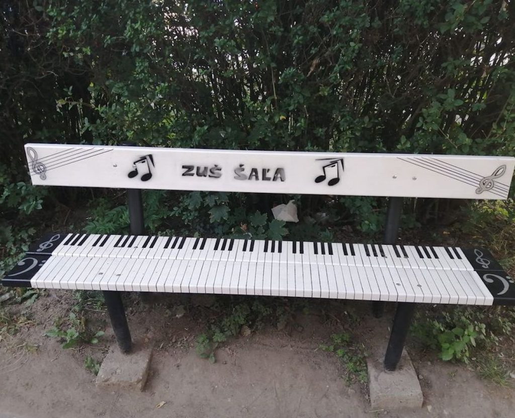 lavička zuš šaľa
